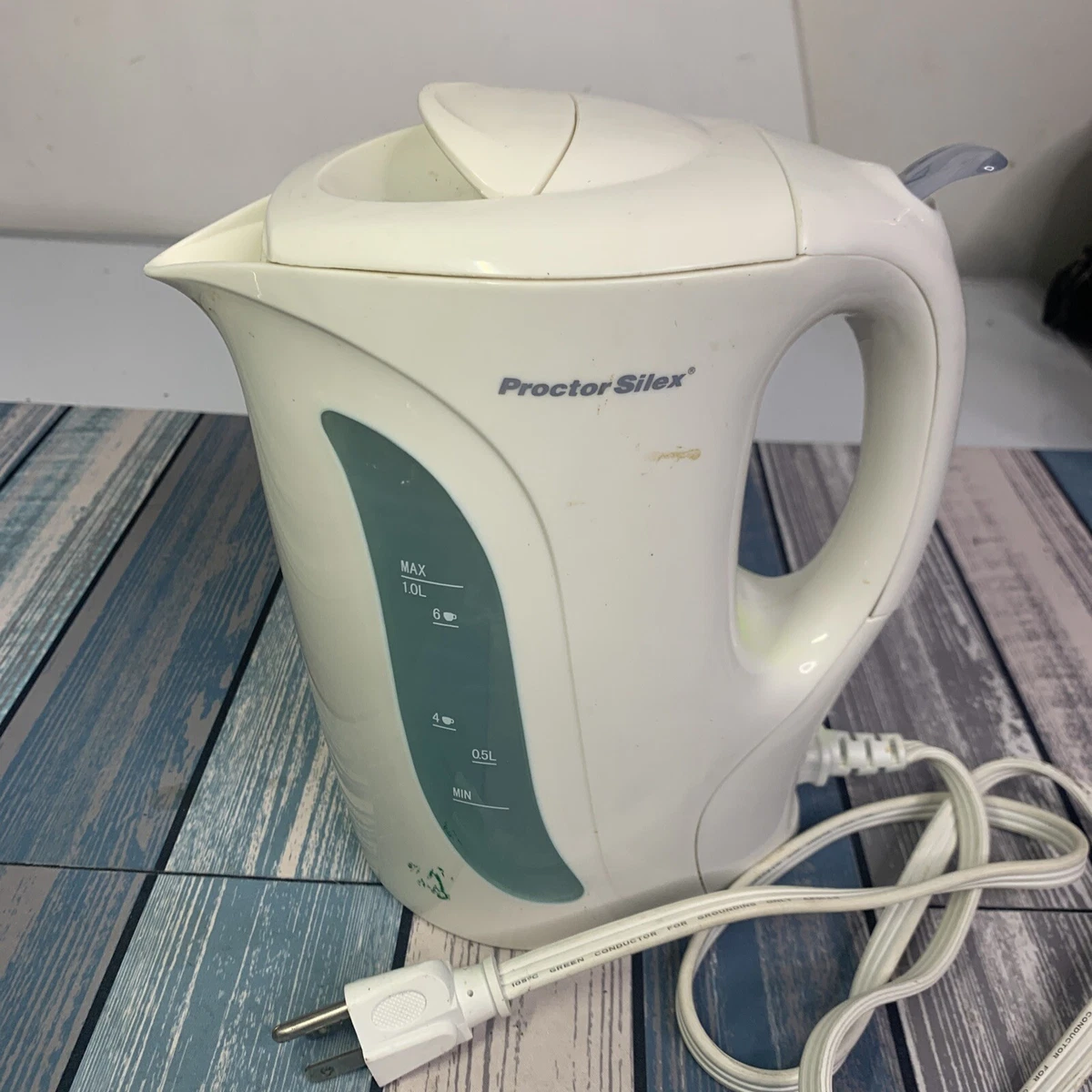 PROCTOR SILEX 1 LITER ELECTRIC KETTLE, WHITE Model K2070Y