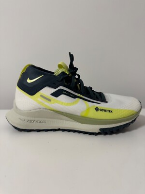 NIKE REACT PEGASUS TRAIL 4 GTX FN7771-100 WMNS LAUFSCHUH WANDERN 36,5 WEIß