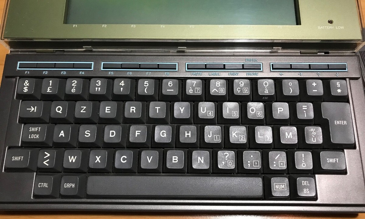 Olivetti M10 - ROM BugFix anno 2000 (QZERTY Olivetti M10 - ROM BugFix anno 2000 (QZERTY
