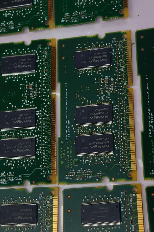 11pc 412800-001 HP Smart Array E200i 64MB BBWC Cache Memory Module - Image 4 of 4