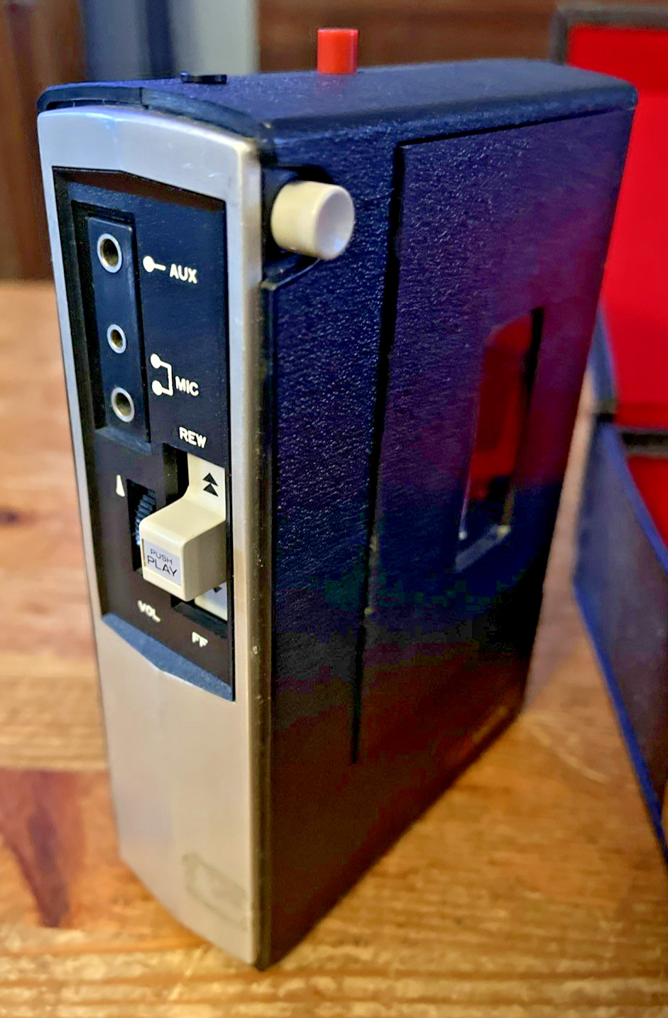 Cassette Portable Recorder Player MGA Case Microphone Rechargeable