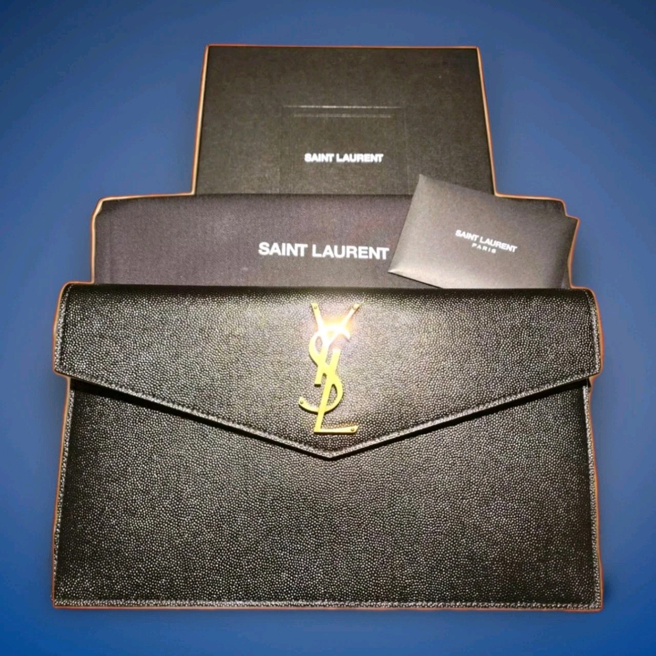 SAINT LAURENT Saint Lauren Busta Pochette Uptown Grain de Poudre Pelle Nera Oro YSL Medium