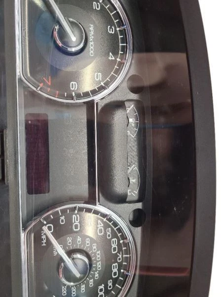 Lincoln MKS 2009 09 velocímetro clúster MPH ID 8A5T10849CB a través de CK Foto 3 de 4