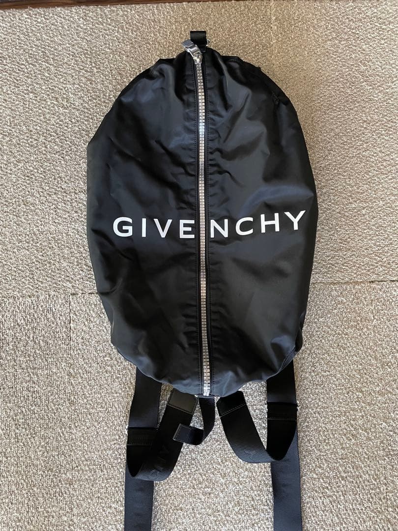GIVENCHY G-Zip Backpack Medium (Model BK50A8K1JE)… - image 1