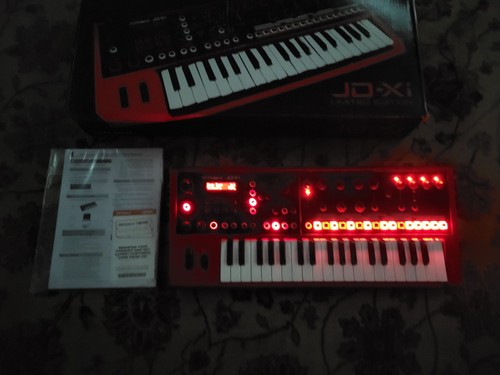 Roland JD-Xi JDXI Limited Edition V1.5 Red & Black Analog Digital Synth Vocoder - Picture 5 of 5