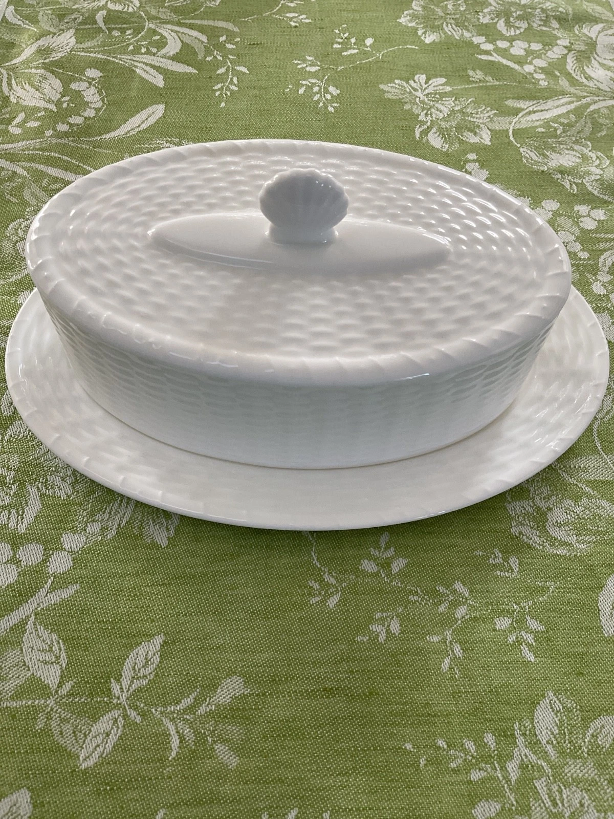 Wedgwood Nantucket Basket Butter Dish Fine Bone China Geo. Davis