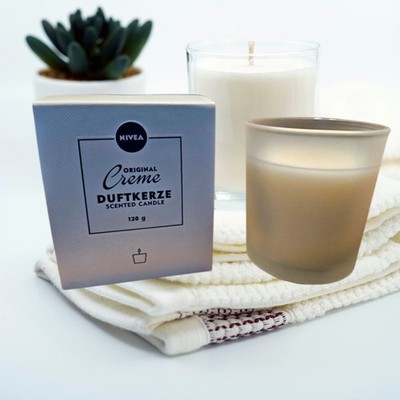 NIVEA Original Creme Duftkerze (120g), schöne Duftkerze im Glas
