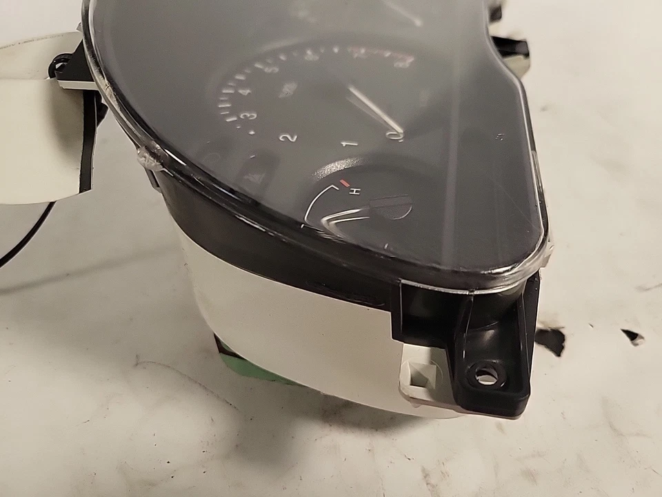 Instrument Speedometer Cluster For 1998 Mercury Mystique. RR4 - Imagem 4 de 4