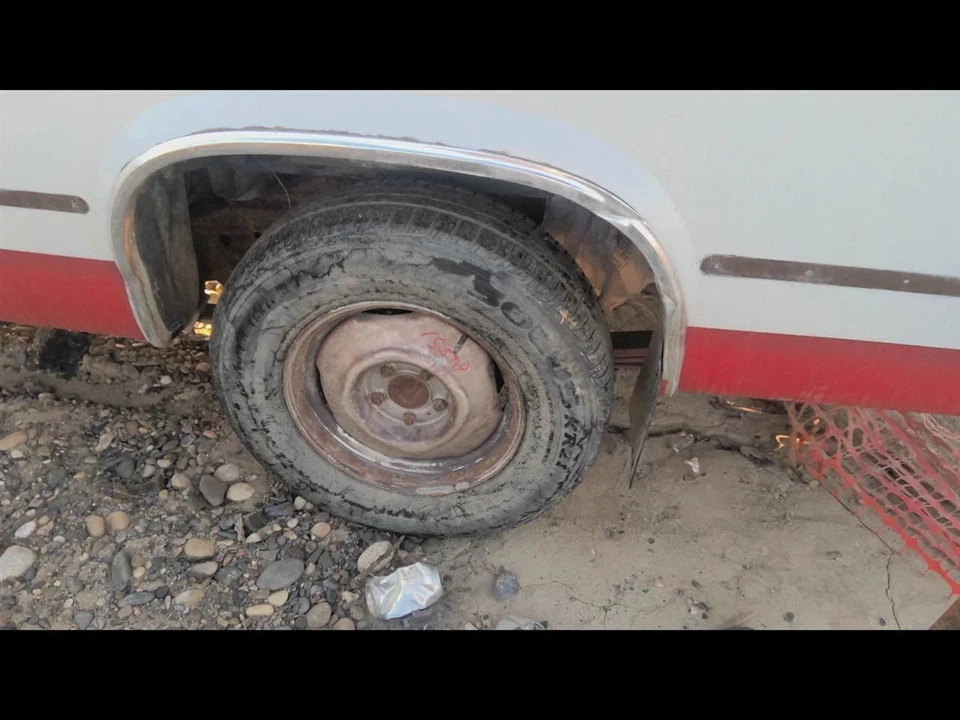 Aglomerado de velocímetro com medidores compatível com 87 DAKOTA 2086010 - Imagem 4 de 4