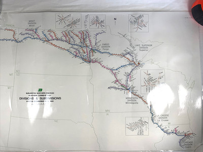 1995 Burlington Northern Railroad Northern  Corridor East Divisions/ 23 x 15