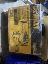 Dewalt 1-1/8" 28 mm SDS PLUS ROTARY HAMMER KIT WTH DUST EXTRACTOR
