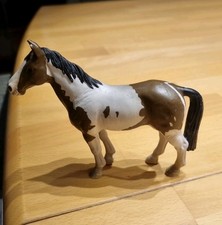 Schleich: Wild West Pferd, von Planwagen Set 42024, Pinto Stute