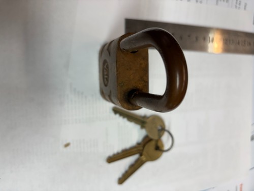 Yale Specialist Bronze Padlock S17/86 - Picture 7 of 7