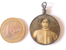 ANCIEN MÉDAILLON PENDENTIF PORTE PHOTO DOUBLE FACE