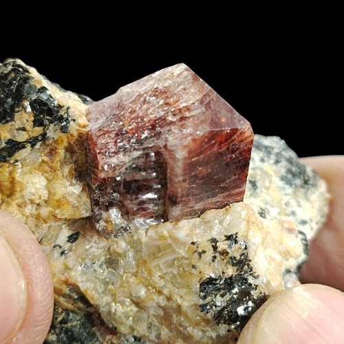 Zircon crystal specimen - home decor crystal - reiki healing crystals - Picture 5 of 9