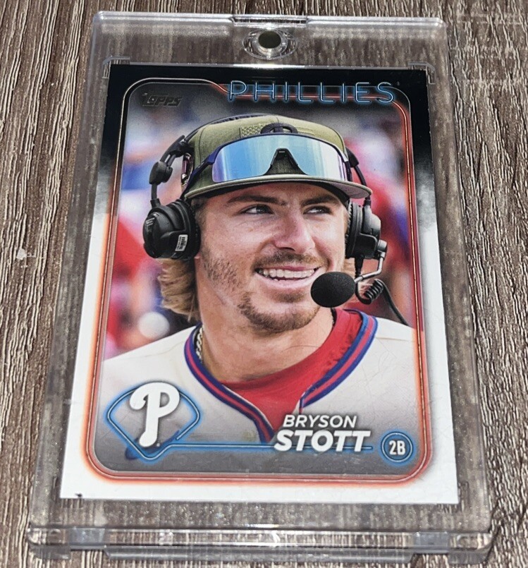 2024 Topps Series 1 Bryson Stott No. 139 Golden Mirror Image Variation