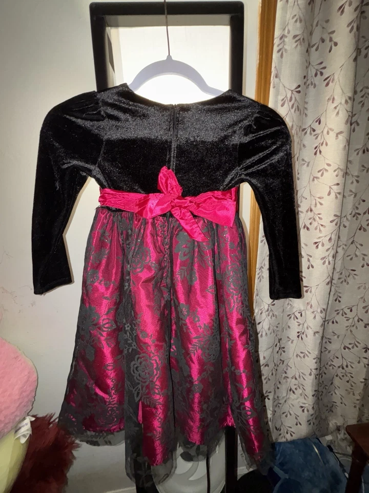 Y2K Pinky Niñas Vestido de Navidad 6-6x Negro Terciopelo Encaje Rosas Cinta Roja Foto 4 de 4