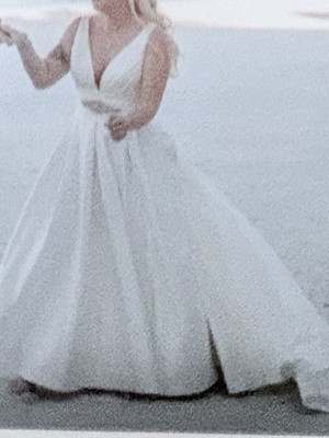 Neuwertiges Hochzeitskleid Ivory 38-40
