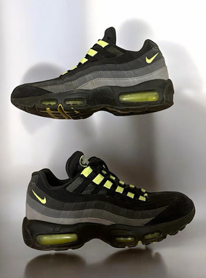Nike Air Max Herren Sneaker EU 40 Schwarz/Grau/Gelb Mesh Low Top Schnürung