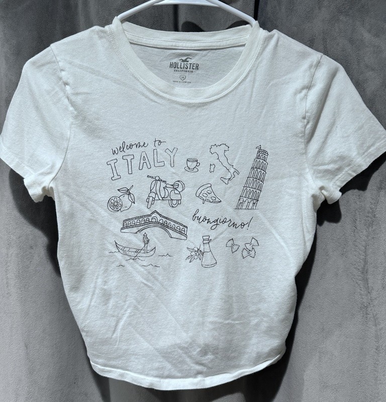 Hollister Welcome to Italy Crop Top Size Medium Womens
