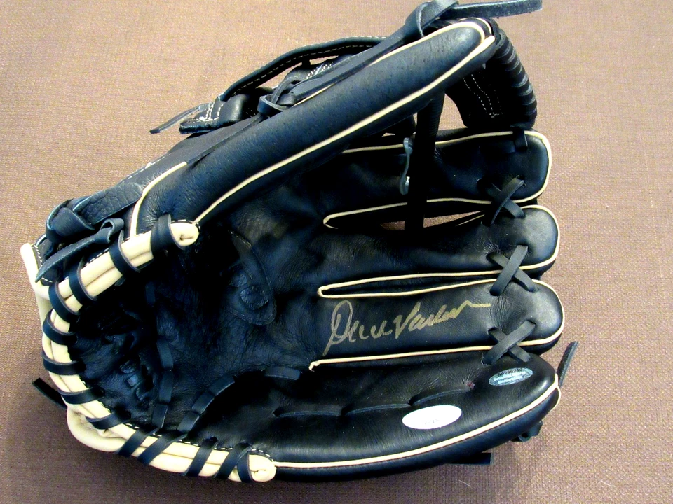 DAVE PARKER NL MVP 78 PIRATES REDS HOF SIGNED AUTO WILSON A450 GLOVE JSA BEAUTY - Image 2 of 4