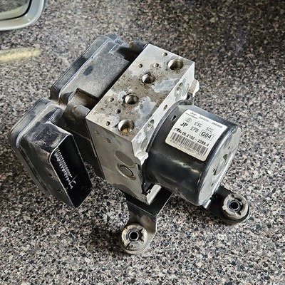 Hyundai Equus ABS Module OEM 58920 Genuine