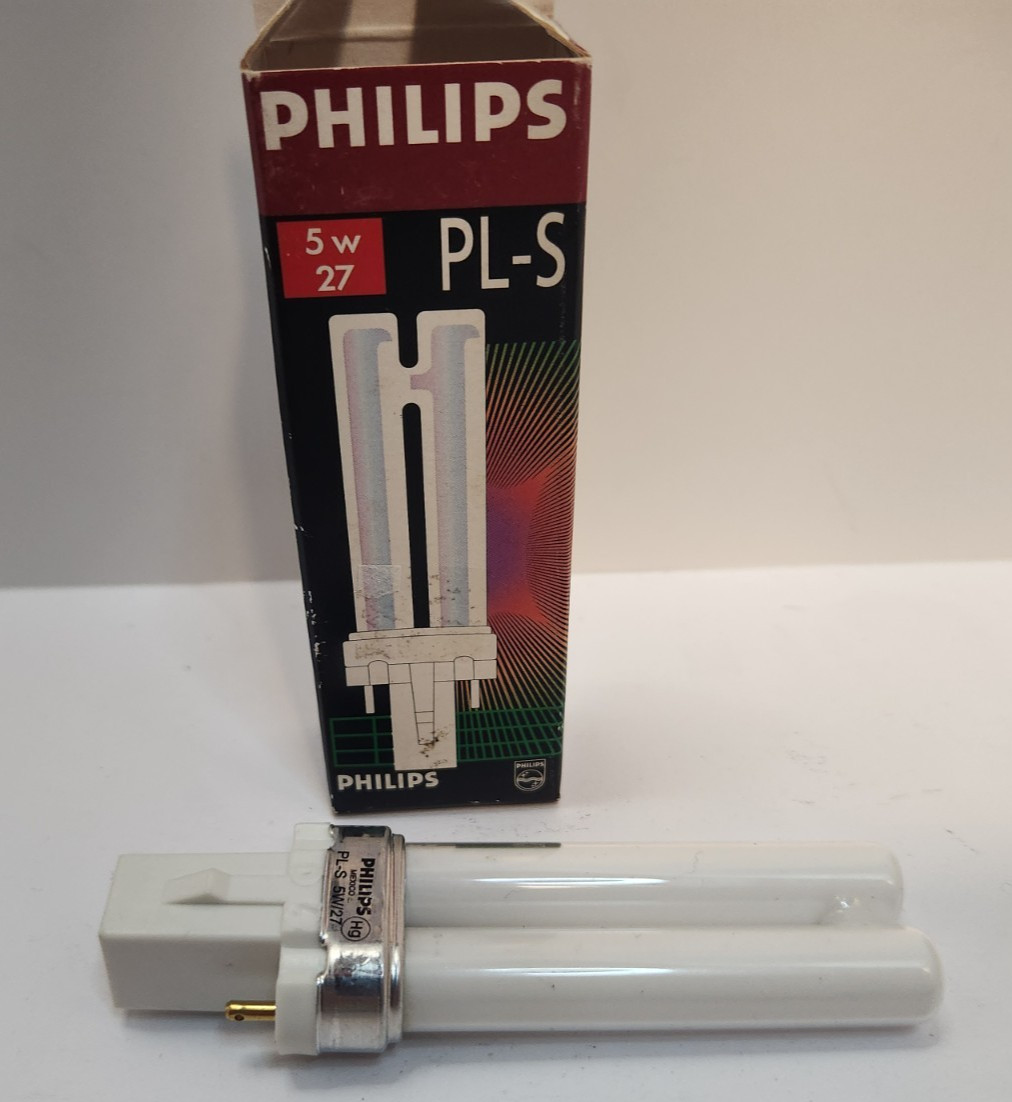Philips 2 Pin Replacement Bulb 5W 27, pn PL-S 5W/27 NEW