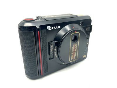 Fuji TW-3 Point&Shoot mit Fujinon Tele 69mm 1:8/ Wide 23mm 1:8 Halbformatkamera