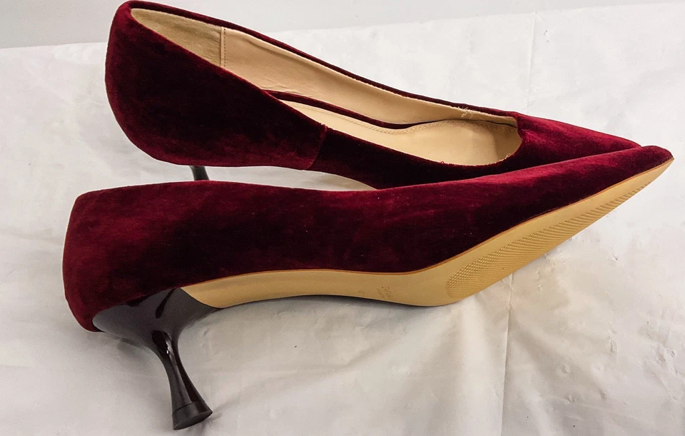Zapatos de tacón de gamuza Zara 42 borgoña terciopelo punta puntiaguda caprichoso Fairycore Foto 3 de 4