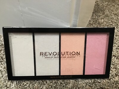 REVOLUTION LUSTRE  LIGHTS COOL HIGHLIGHTER PALETTE BRAND NEW FREE SHIP!