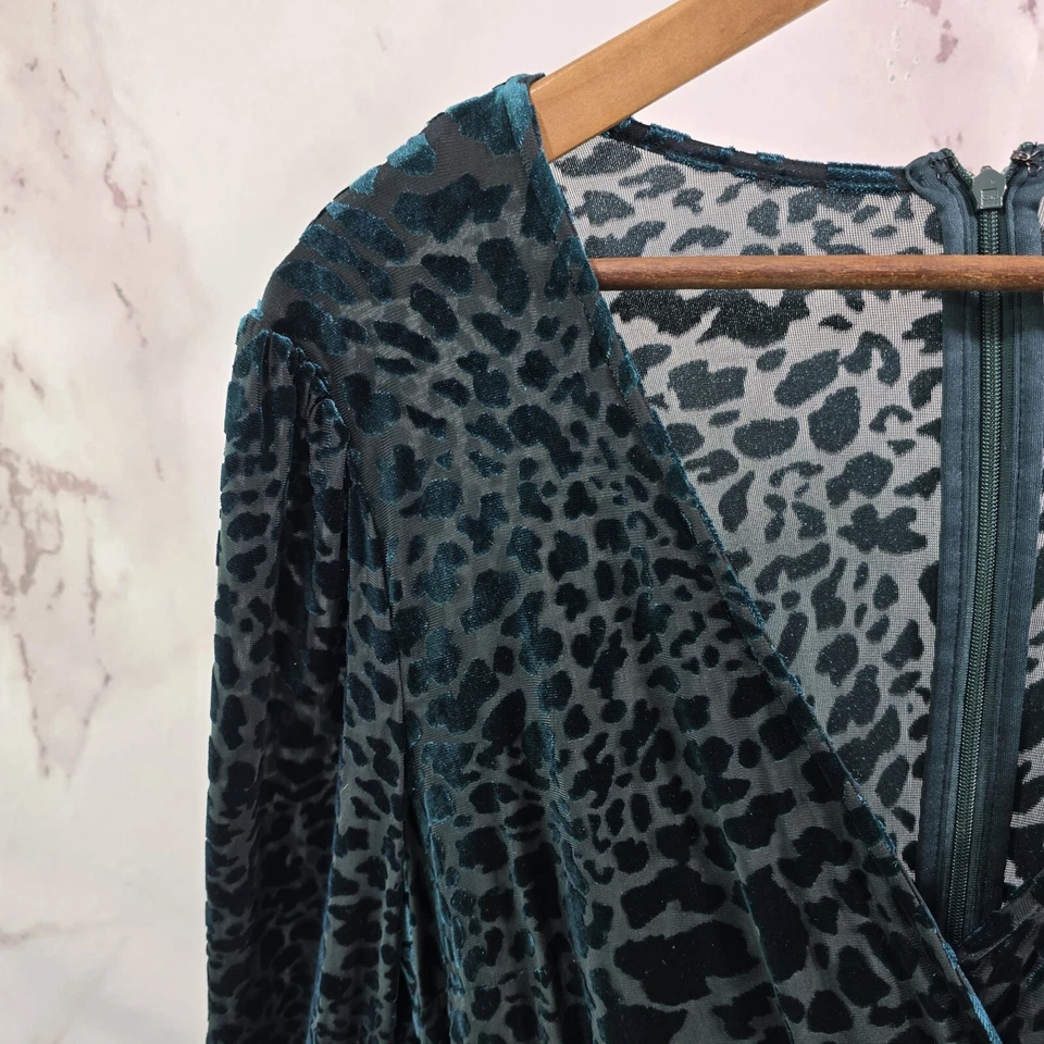 Calvin Klein Dress Women 12 Large Green Leopard Velvet Ruffle V Neck Long Midi - Image 2 of 4