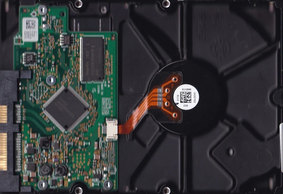 Hitachi HDP725040GLA380 400Gb mlc BA2831  p/n 0A35405 B3-5 - Image 2 of 2