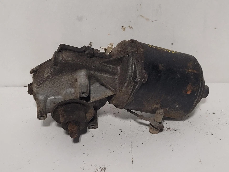 Used Windshield Wiper Motor fits: 1988 Chevrolet Sprint (chev)  Grade A - Image 2 of 4