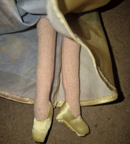 Posh Paws Disney Beauty & The Beast Belle Story Dress. Mini Doll Plush Soft Toy - Picture 5 of 9
