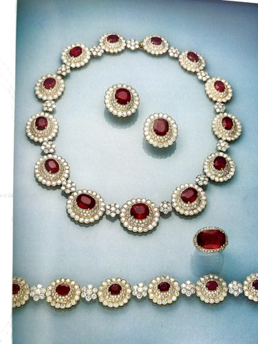 CHRISTIE’S AUCTION GENEVA MAGNIFICENT JEWEL MAY 27 1993 BVLGARI VCA CARTIER - Picture 9 of 11