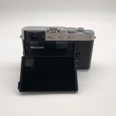Fujifilm X-E4 26.1MP Mirrorless Digital Camera Body Silver+Accessories Excellent