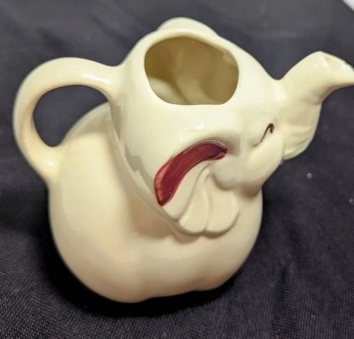 Vintage 1940’s Shawnee Pottery USA Elephant Creamer Pitcher 4.5” - Excellent