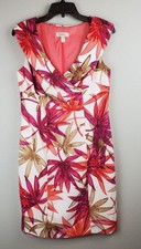 Dressbarn Size 8 Floral V-Neck Dress Tropical