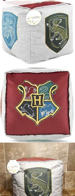 NWT Harry Potter HOGWARTS HOUSE CREST Beanbag Cube Ottoman Foot Rest Pillow Pouf