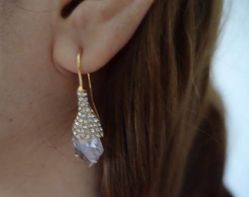 PENDIENTES ALEXIS BITTAR PAVE CRISTAL GANCHO FRANCÉS CHAPADOS EN ORO. NUEVO - Imagen 3 de 12