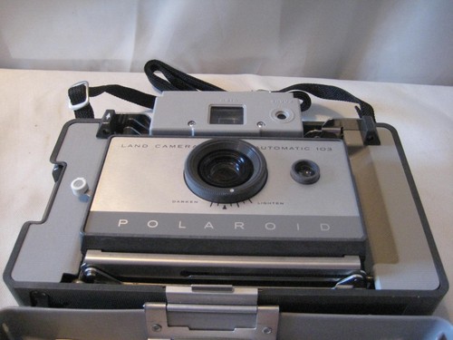 NUEVA Cámara Terrestre Polaroid 103 De Colección con Estuche Cuero de Vaca Grano Superior Nunca Usado - Imagen 12 de 12