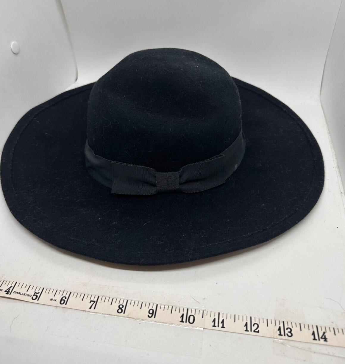 Picture 1 of 6