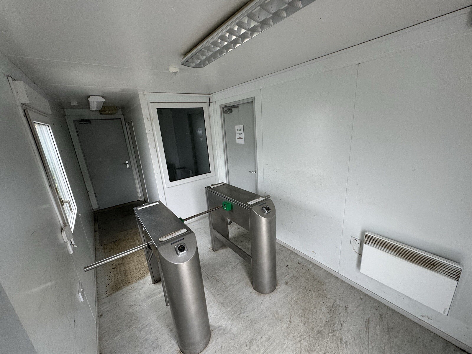 Access Control Cabin Pod High Security Turnstile Gate 