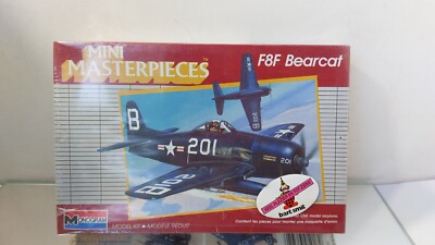 Monogram Mini Masterpieces F8F Bearcat Model Kit 1:72 in Box