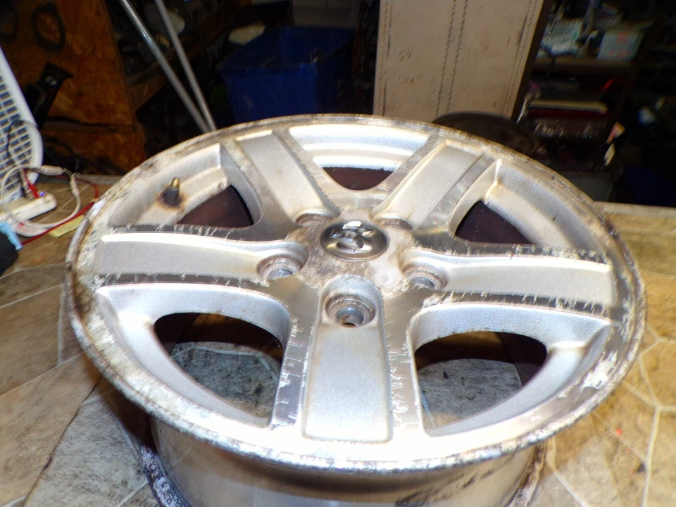 04-07 2004-2007 DODGE DURANGO WHEEL RIM STOCK 17x8 5 LUG 5-1/2" MACHINED FACED - Image 4 of 4