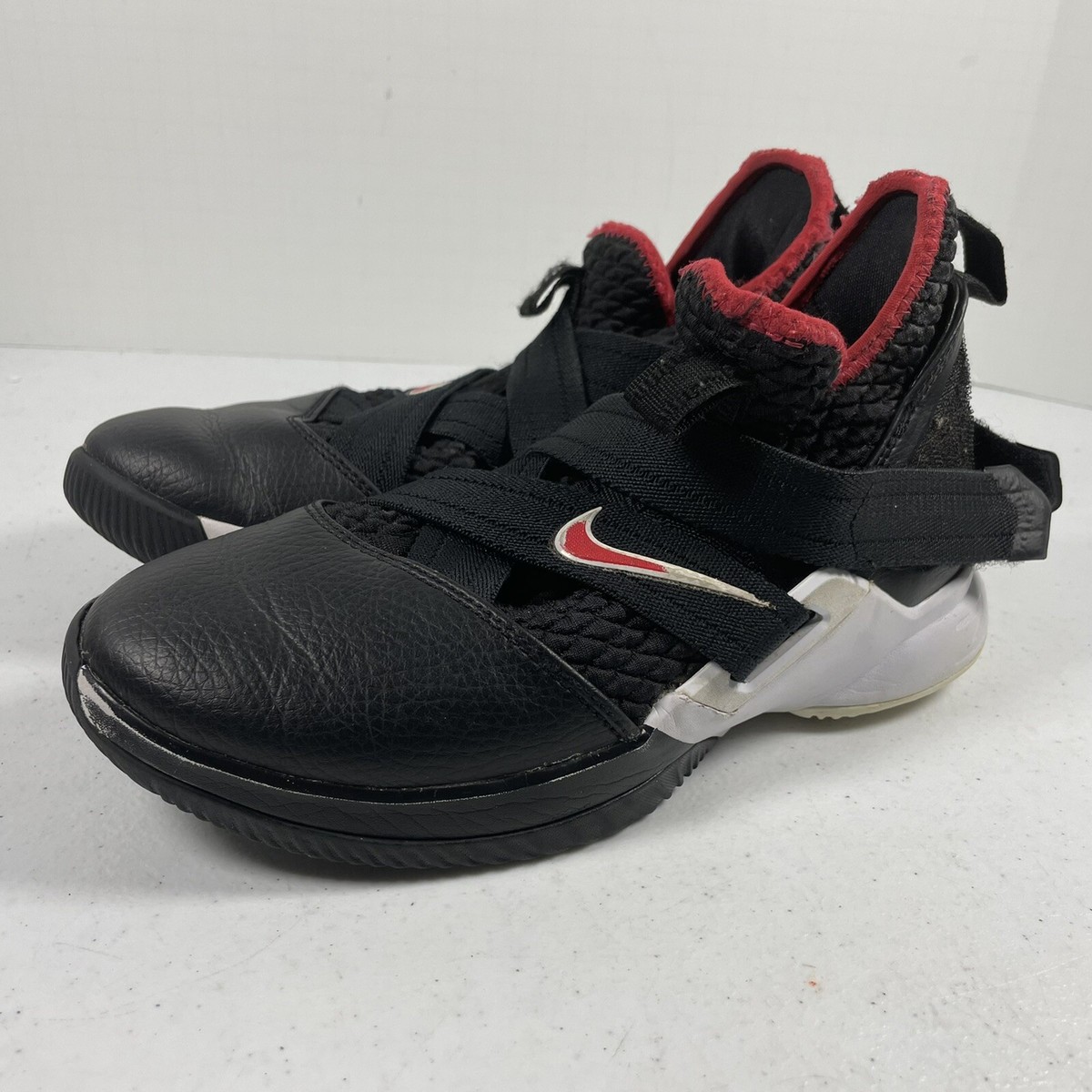 Nike LeBron Soldier 12 SFG Shoes Mens Size 7 Basketball WTNS AA1352-001 Size 7 (GS) - Nike LeBron Soldier 12 Low Bred - AA1352-001  main image 2