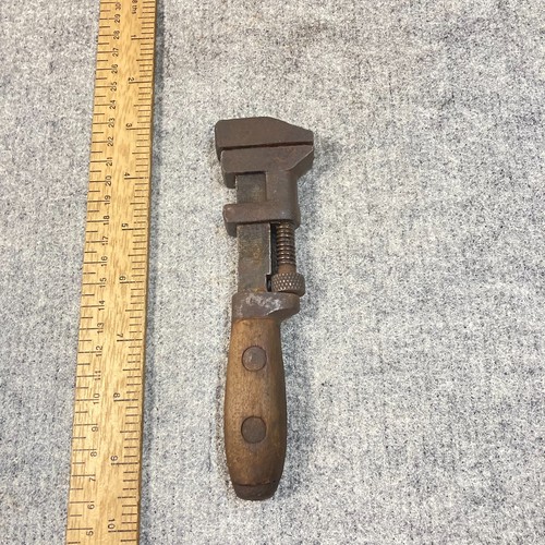 Vintage Colic Bar Wrench Monkey Pipe 6 1/2" Smooth Jaw Wood Handle USA - Picture 5 of 6