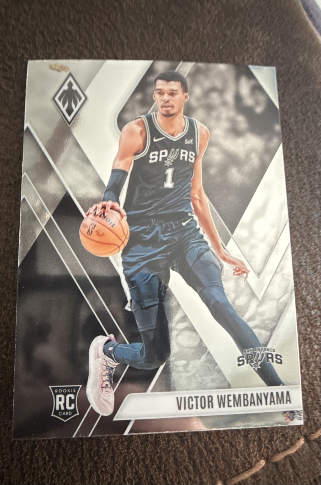 2023-24 Panini Phoenix - Rookies Victor Wembanyama #256 (RC)