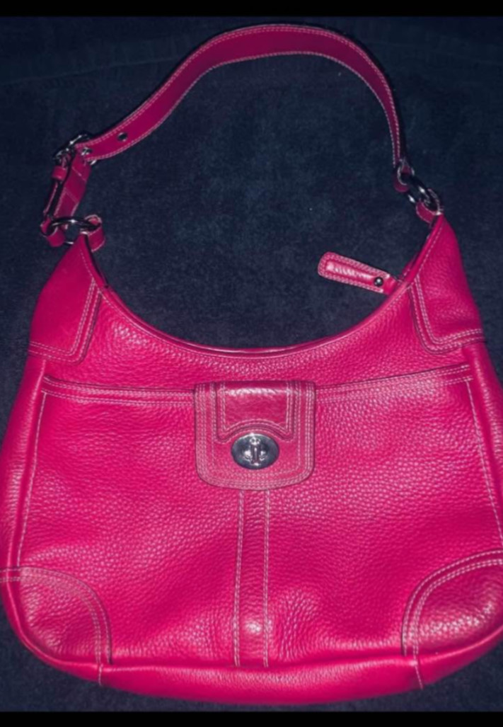 Red pebble coach vintage bag.