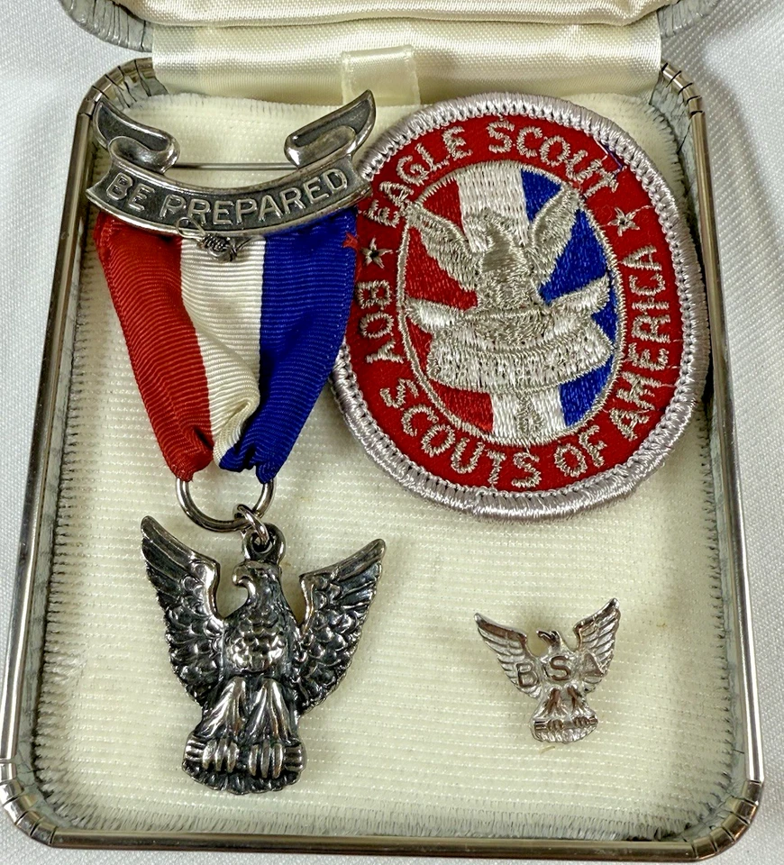 Medalla, prendedor y parche vintage de plata esterlina de los Boy Scouts BSA EAGLE SCOUT de los años 60 Foto 2 de 4
